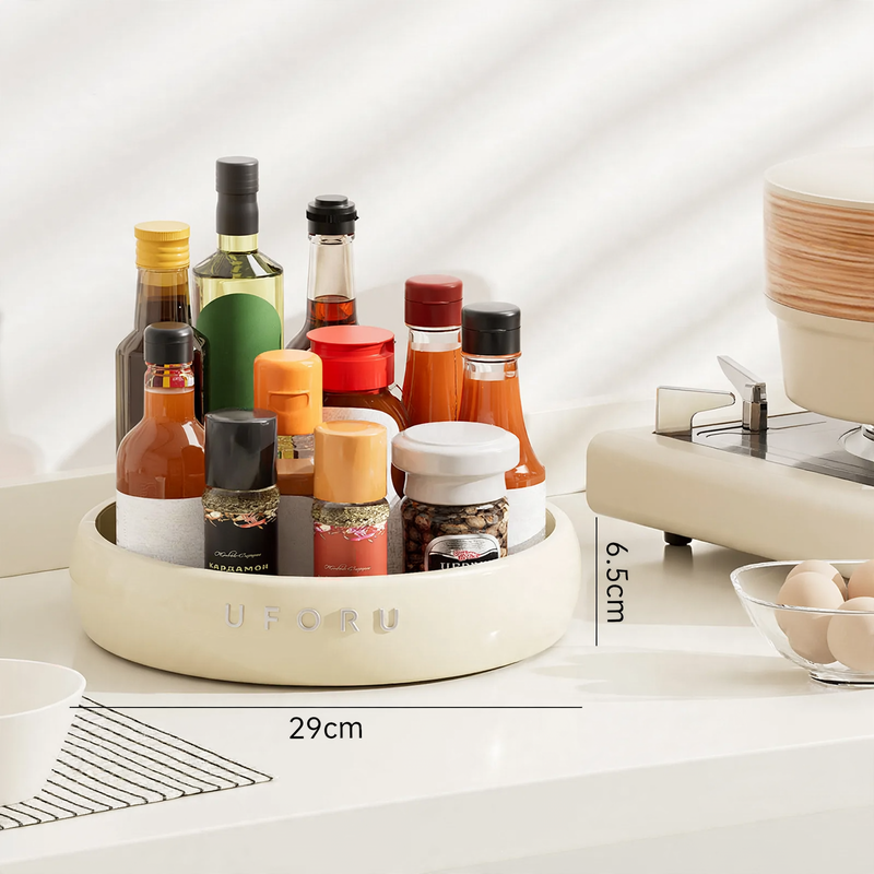 Rotating plastic spice rack for the kitchen
