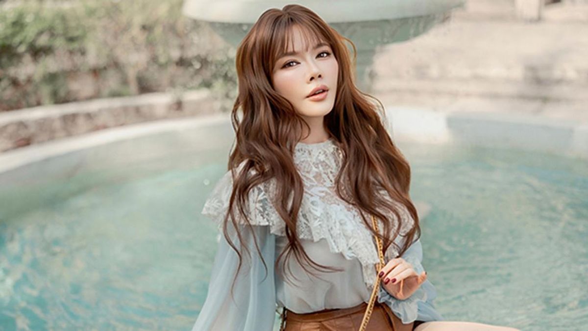 Lý Nhã Kỳ quyến rũ đón tuổi mới, hé lộ sớm khoe tin vui của cuộc đời - Báo VietnamNet