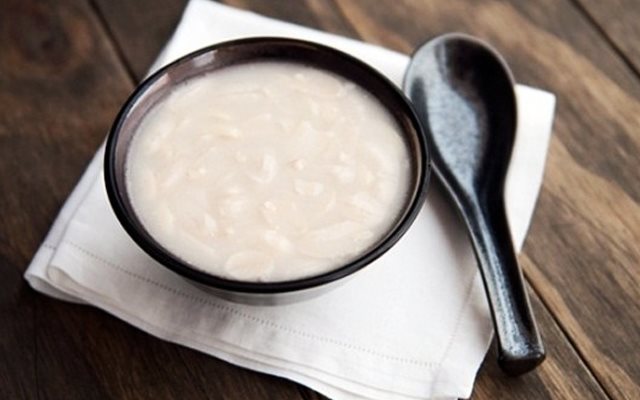 Chè Đậu Phộng Nước Cốt Dừa