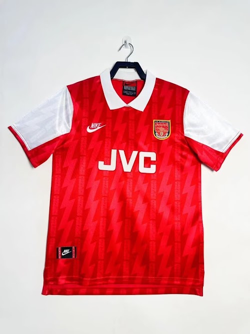Equipación local del Arsenal 1993-94.jpeg