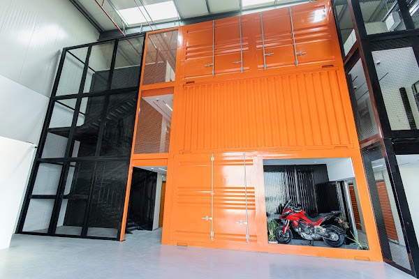 Urban Box Storage facility in Dubai Investment Park