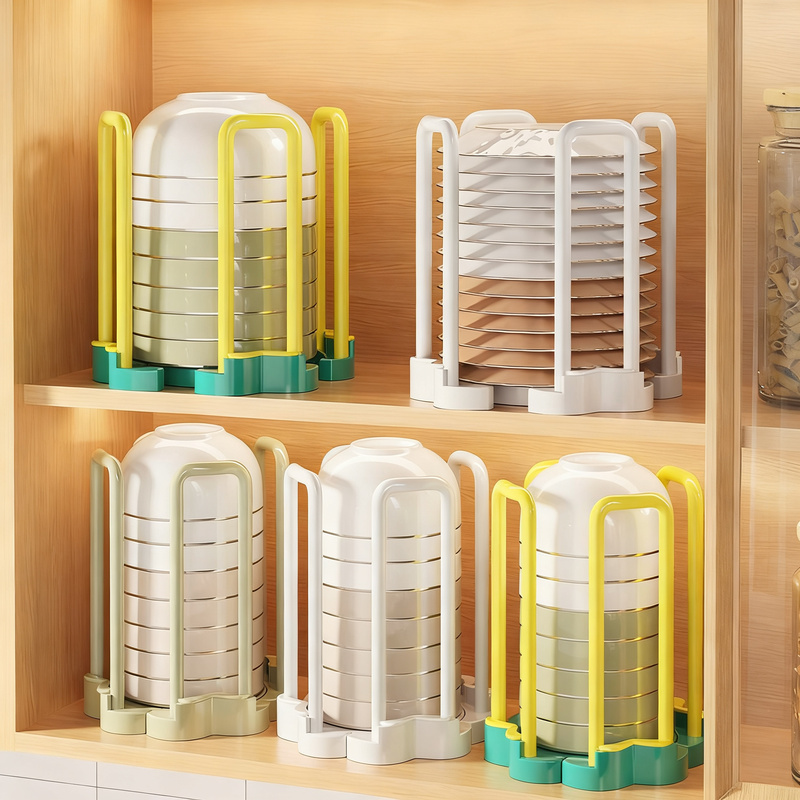 Expandable plastic drying rack for dishes