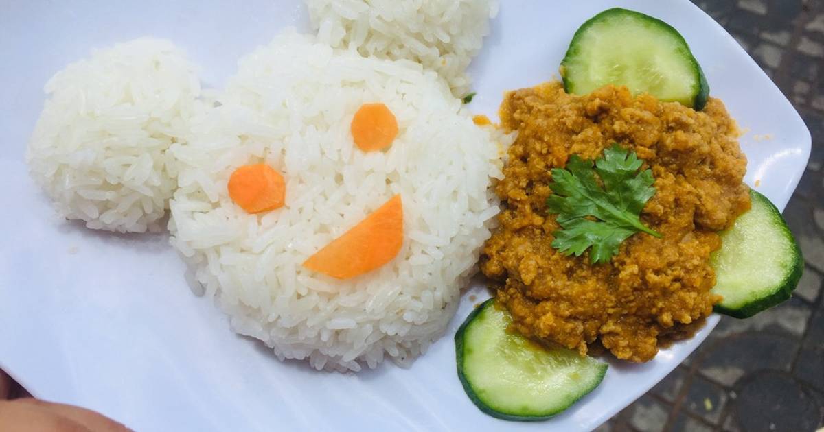 Cơm nắm thịt bò xào cà rốt
(Bé ăn dặm)