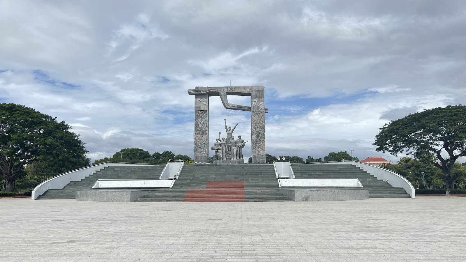 Quảng trường Thành Phố Phan Rang-Tháp Chàm Ninh Thuận (Square)