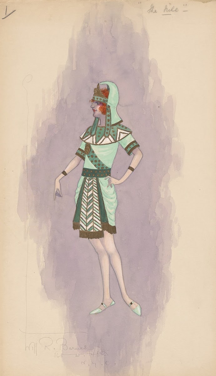 Womans costume Short green skirt 1 1919