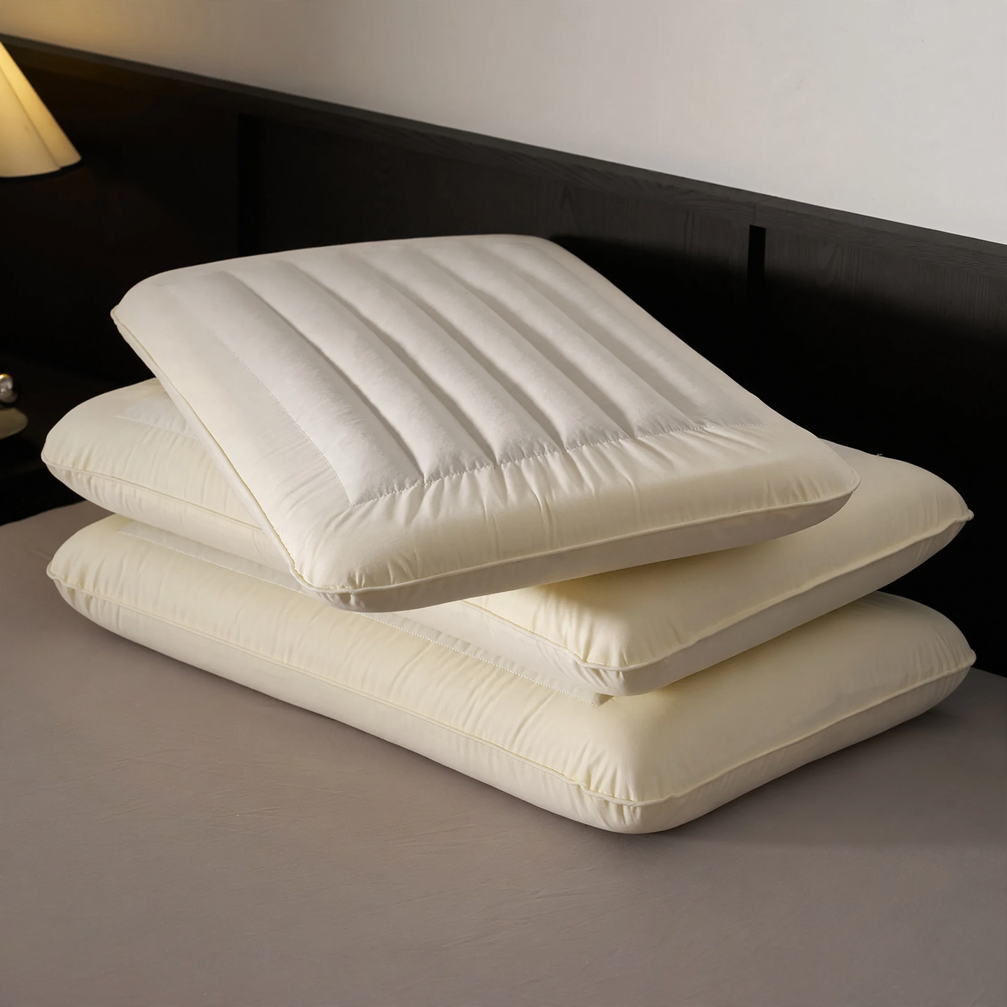 Pillow with buckwheat hull filling