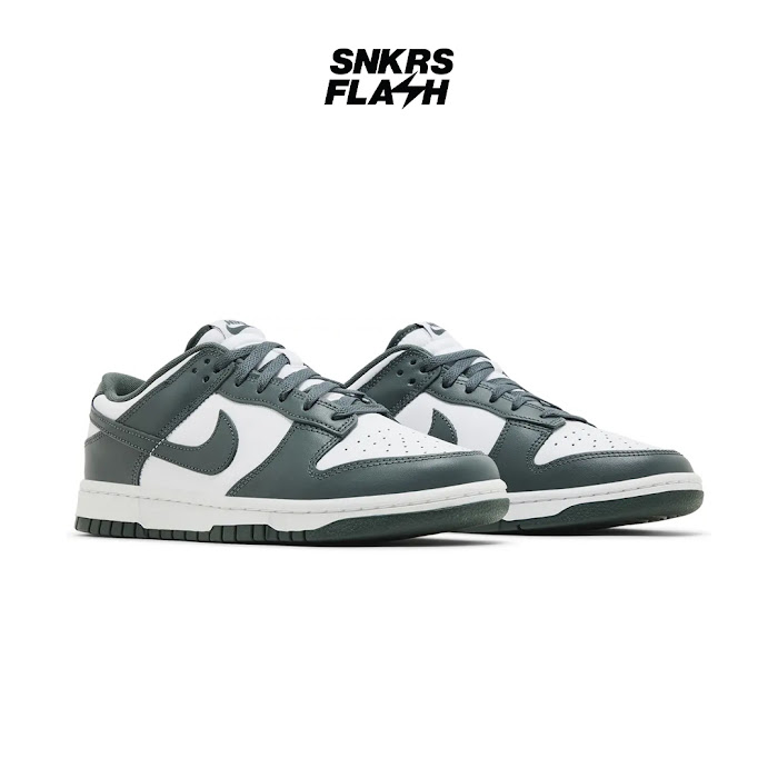 NIKE DUNK LOW RETRO WHITE VINTAGE GREEN - Size 45.5