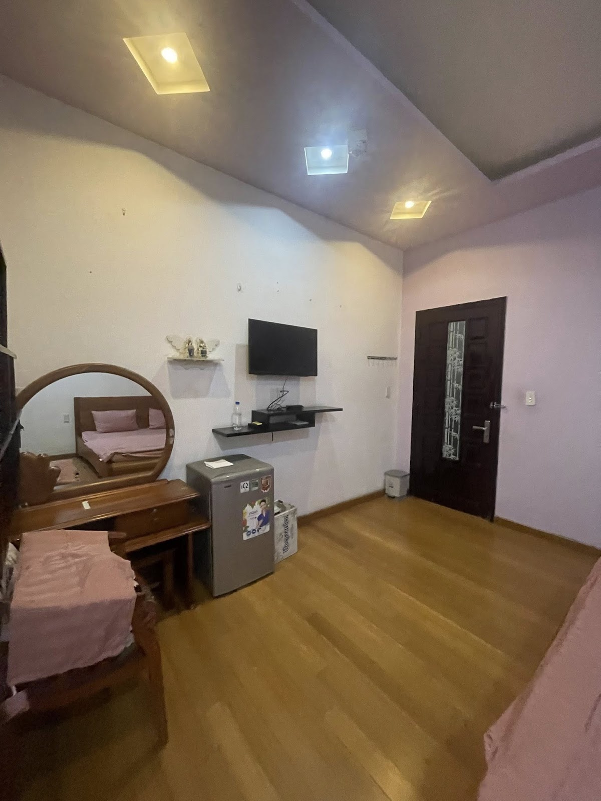 CHO THUÊ PHÒNG LÊ ĐẠI HÀNH MẶT TIỀN 3