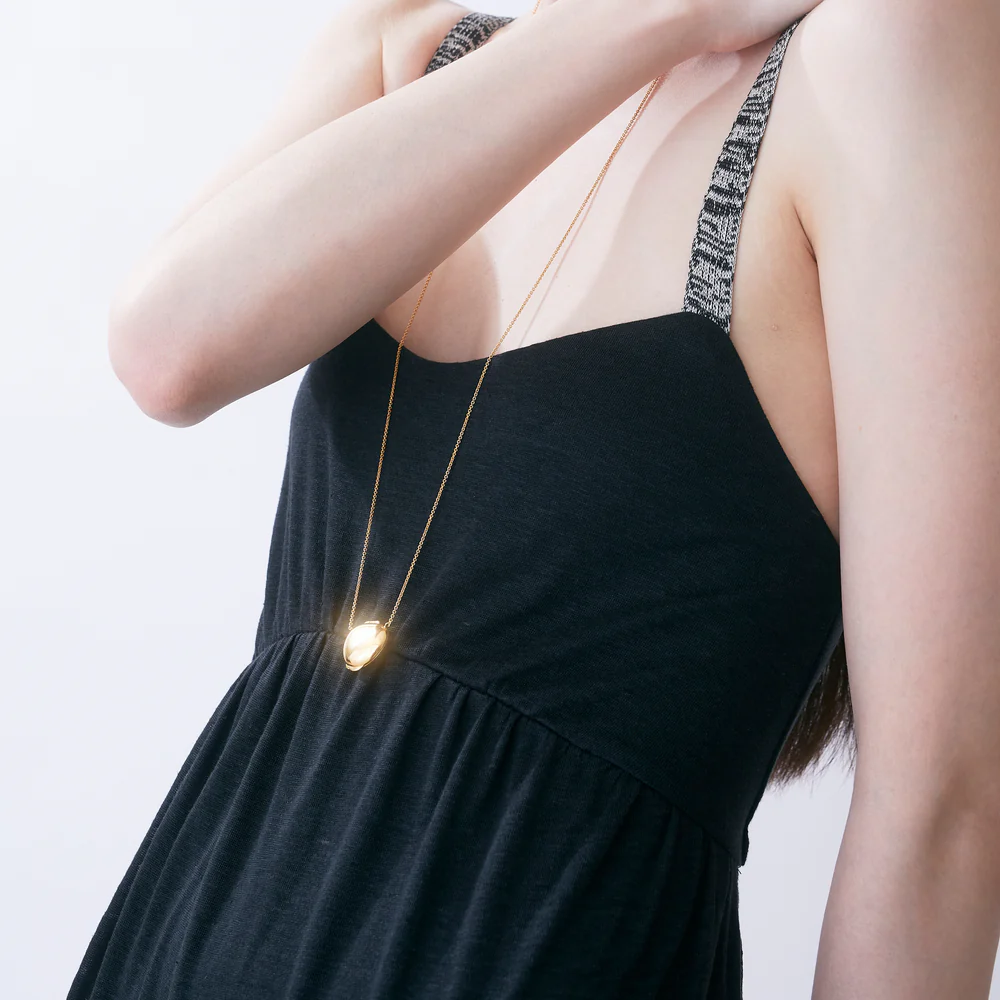 Колье с открывающейся подвеской Essence Stone