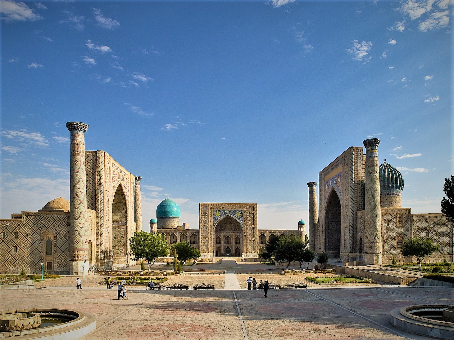 Samarkand: Kota Persimpangan Budaya di Jalur Sutra