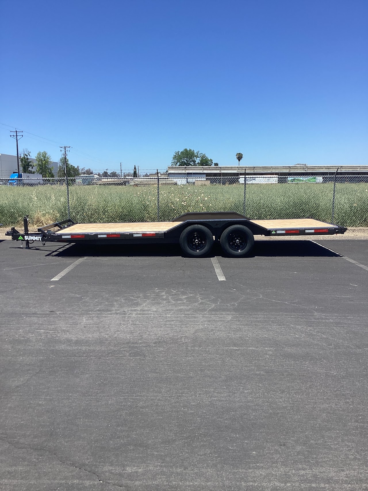 Cascade Drive Over Fender Flatbed 10K