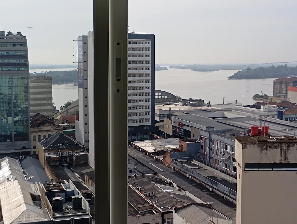 vista do consultório odontológico no centro histórico de porto alegre dentista centro