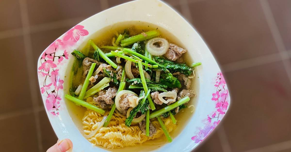 Mì gói nước bò xào