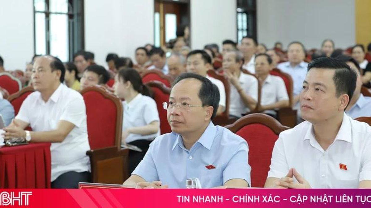 Bí thư Tỉnh ủy Nguyễn Duy Lâm tiếp xúc cử tri phường Thành Sen, Trần Phú, Hà Huy Tập - Báo Hà Tĩnh
