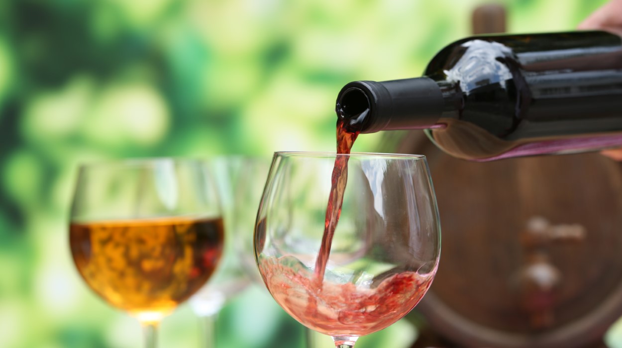 Alentejo 1-Day: Evora's Ancient Touch for Couples