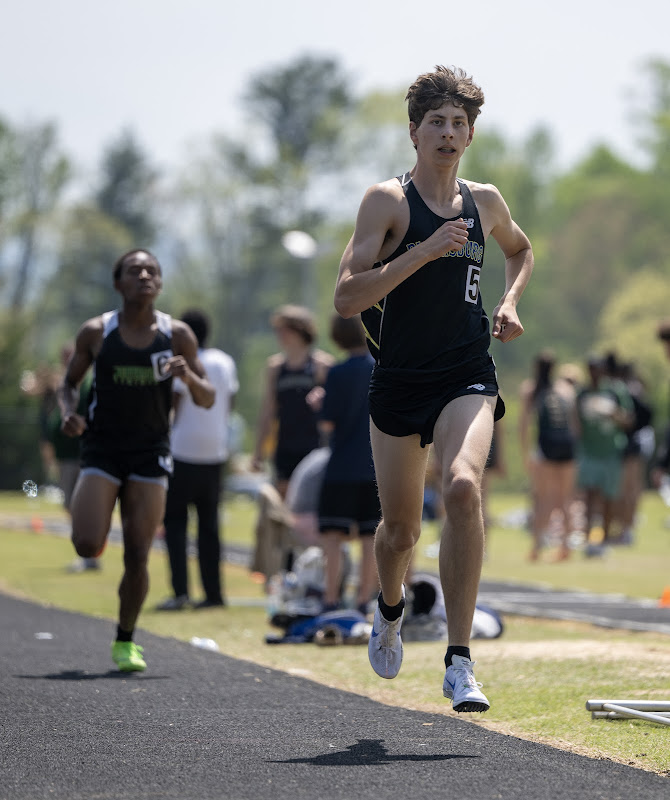 Photo from HS: Track & Field of Isaak Wisnioski