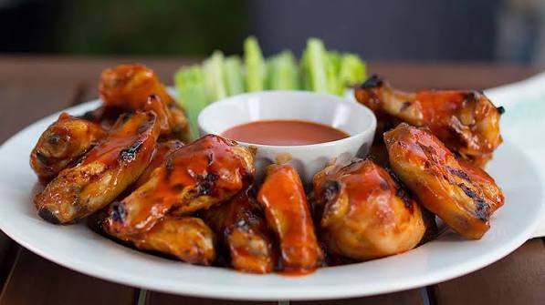 20 BBQ Wings