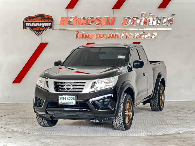NISSAN NAVARA