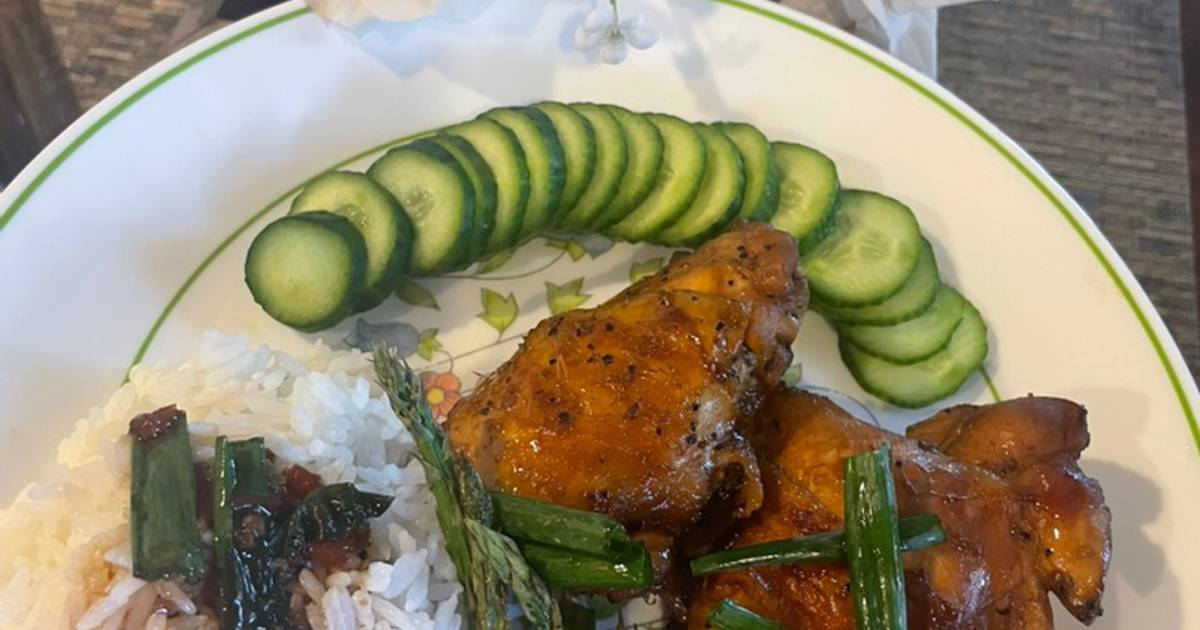 Gà sốt mật ong (honey sauce chicken)