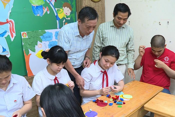 Không để ai bị bỏ lại phía sau trên con đường phát triển - Đài Phát thanh và truyền hình Hà Nội
