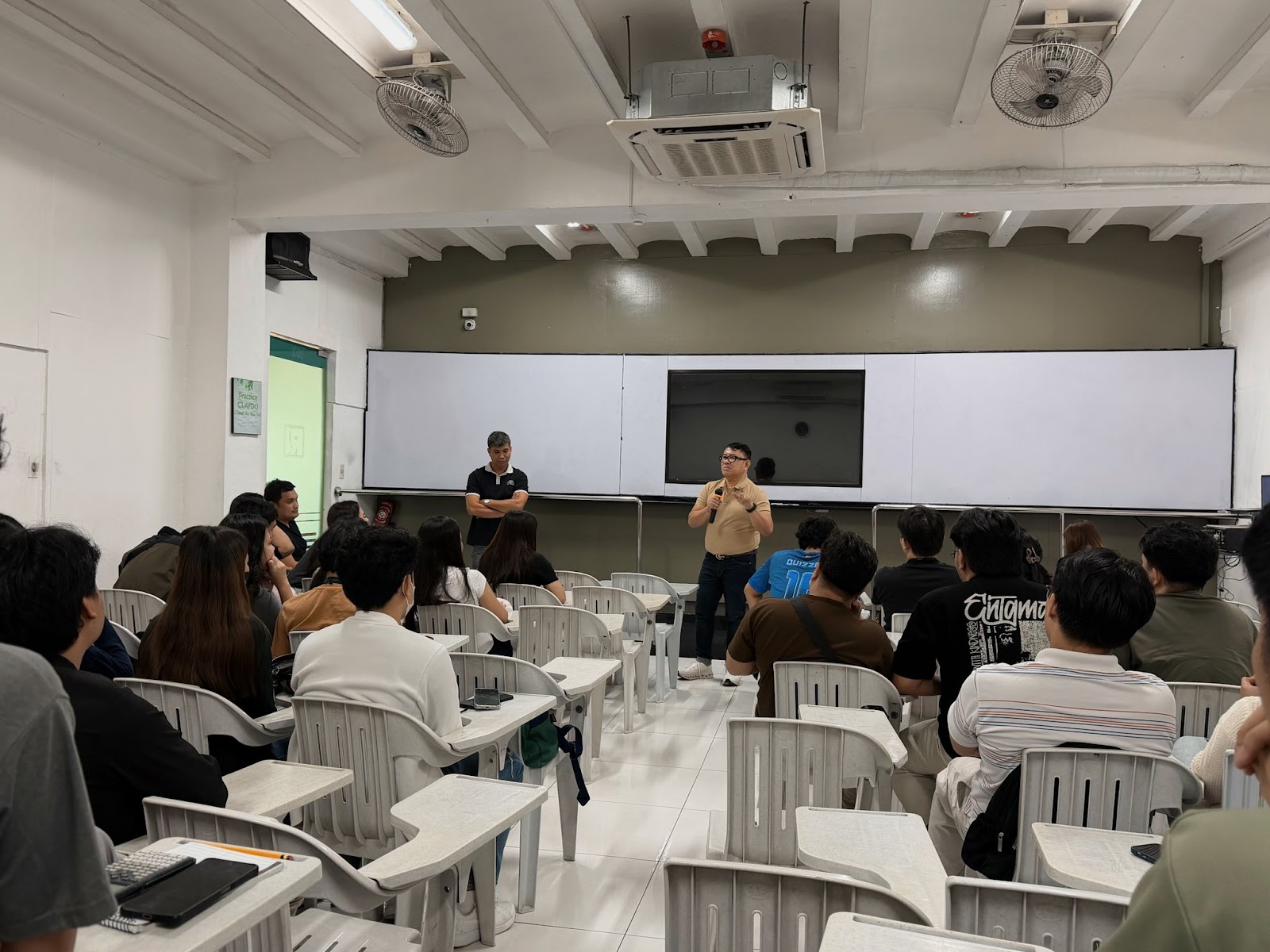 𝗖𝗦𝗣𝗖 𝗢𝗳𝗳𝗶𝗰𝗶𝗮𝗹𝘀 𝗩𝗶𝘀𝗶𝘁 𝗘𝗻𝗴𝗶𝗻𝗲𝗲𝗿𝗶𝗻𝗴 𝗥𝗲𝘃𝗶𝗲𝘄𝗲𝗲𝘀 𝗔𝗵𝗲𝗮𝗱 𝗼𝗳 𝗕𝗼𝗮𝗿𝗱 𝗘𝘅𝗮𝗺 𝗶𝗻 𝗕𝗮𝗴𝘂𝗶𝗼 𝗮𝗻𝗱 𝗠𝗮𝗻𝗶𝗹𝗮