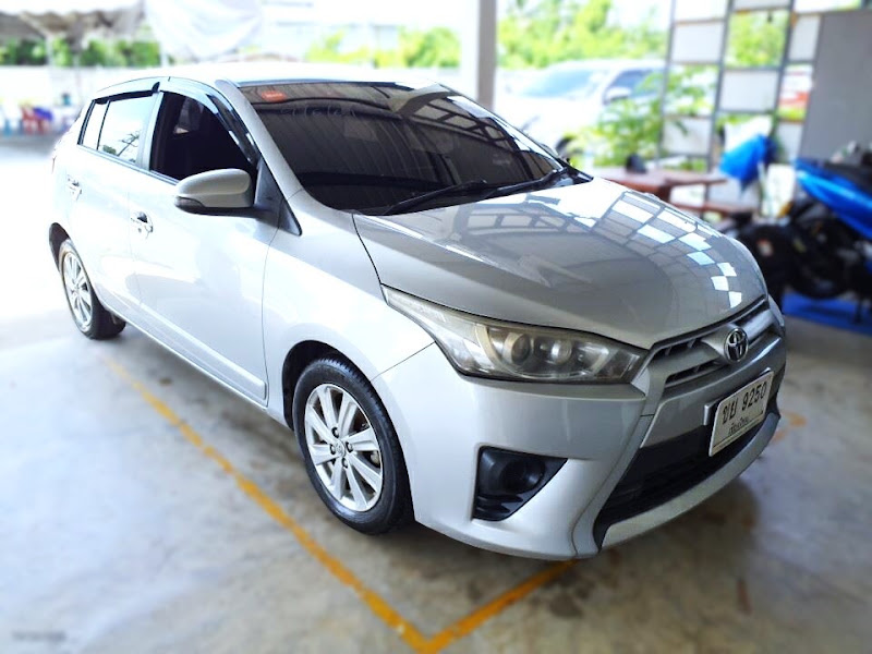 TOYOTA YARIS ECO