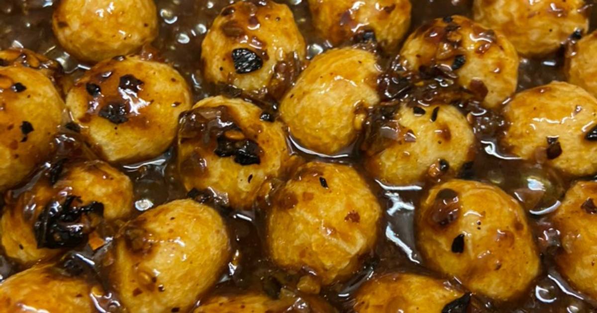 Cà ri cá viên HongKong bên hông chợ lớn cà chớn ăn đòn 😅