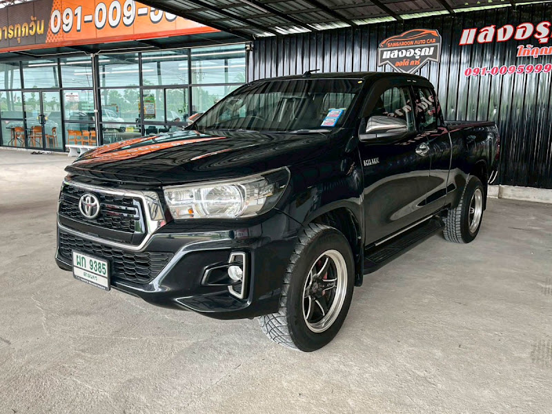 TOYOTA HILUX REVO