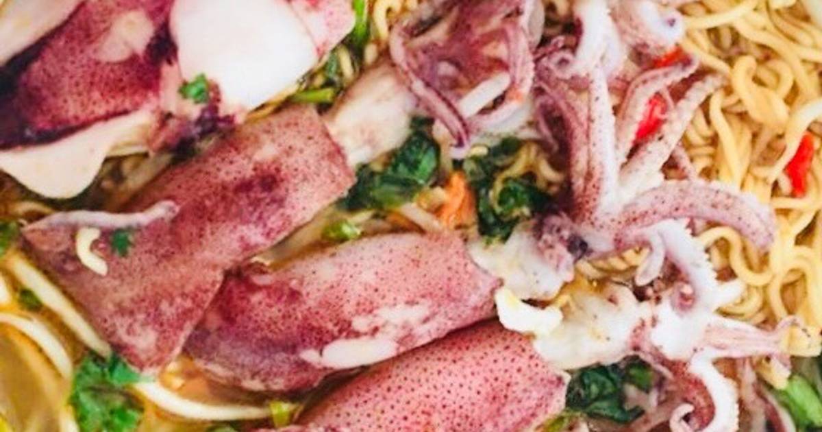 Mì gói nấu mực 🦑🦑🦑🦑🦑
