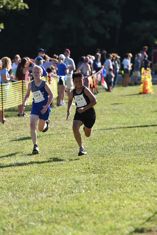 Photo from MS: Cross Country of Aaron Liu
