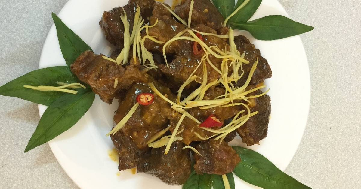 Bắp, nạm bò kho sả gừng