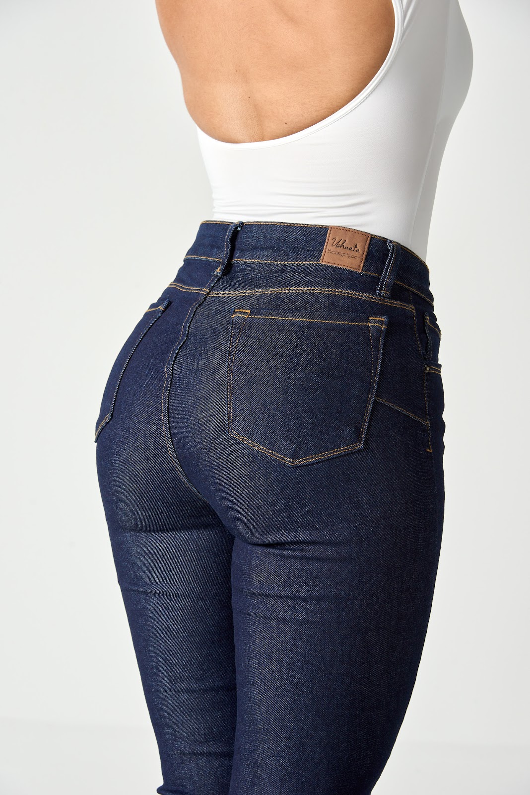 Jean straight boot tiro medio en denim licrado, color azul raw - Vista 6