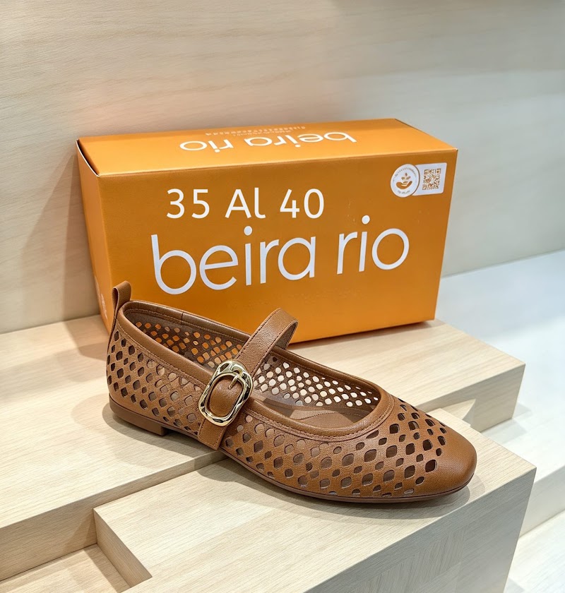 Sandalia balerina Mary Jane calada con hebilla