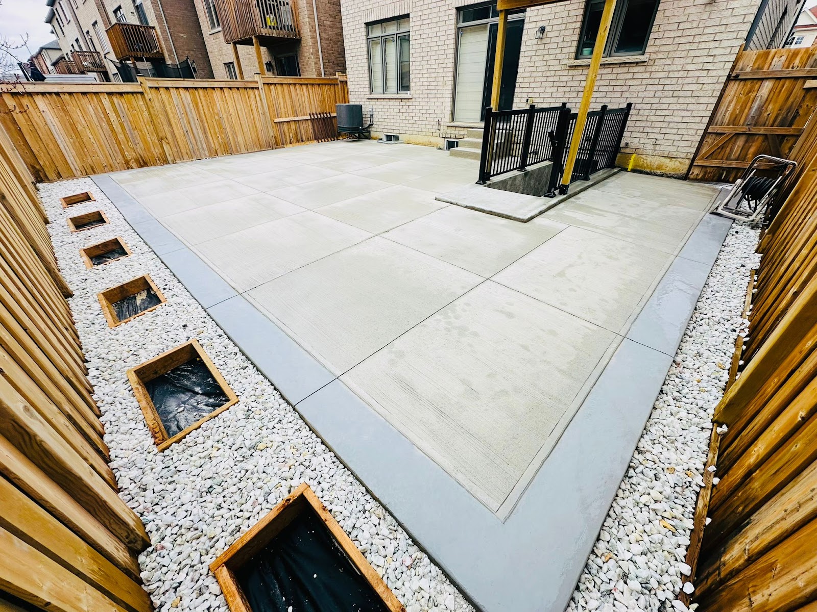 Driveway 12