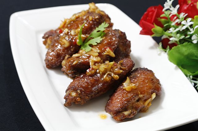 Cánh Gà Sốt Chua Cay