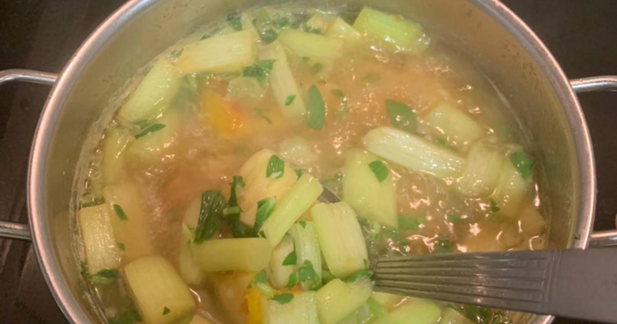Đầu cá nấu canh chua
