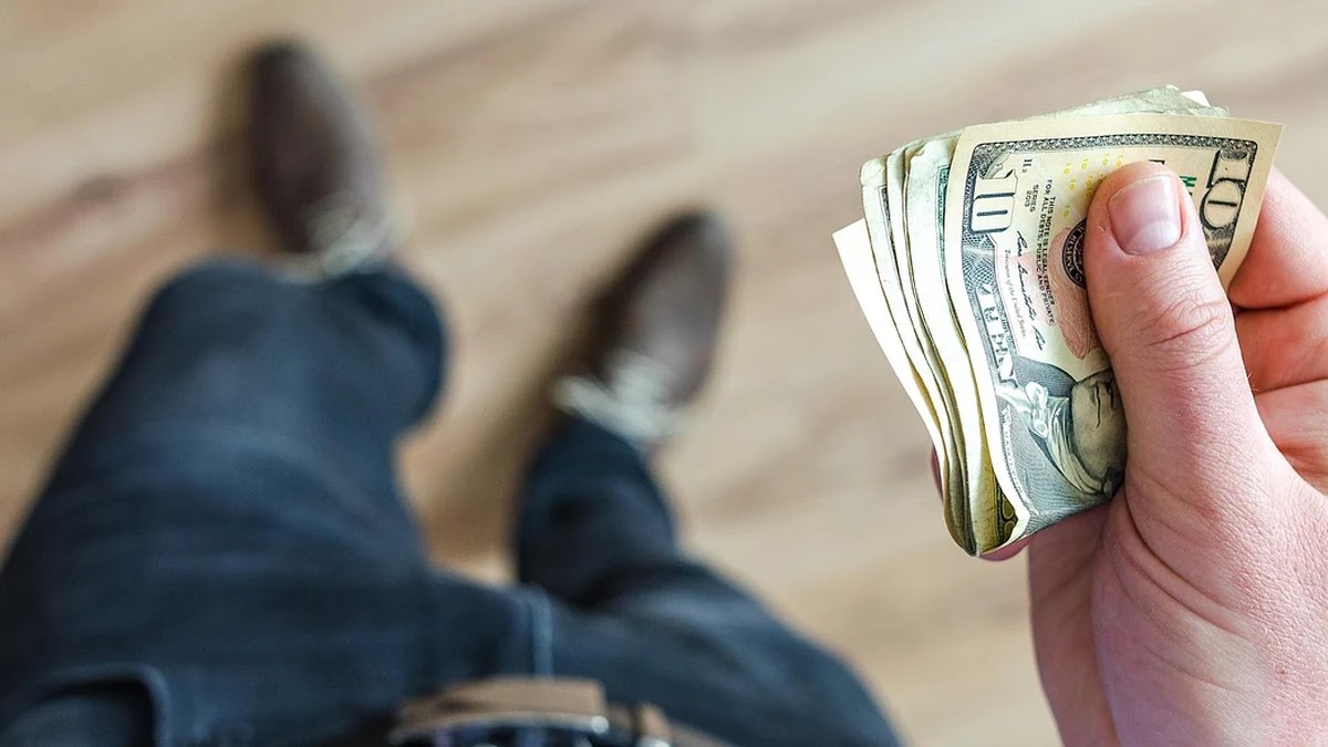 MBTI별 소비 패턴에 따른 월간 예산 짜기와 절약법 비교