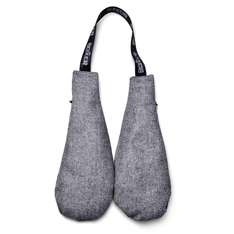 Activated charcoal dehumidifying bag for shoes and gloves