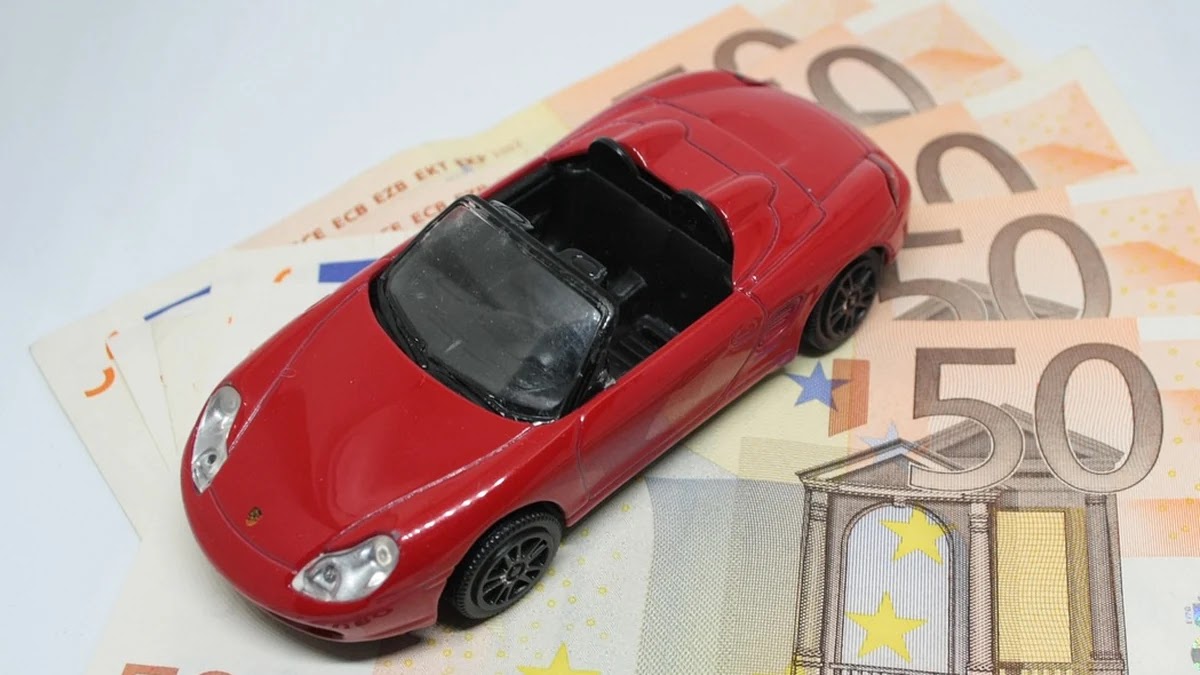 자동차 보험 갱신 시 꼭 확인해야 할 할인 조건과 비교 기준