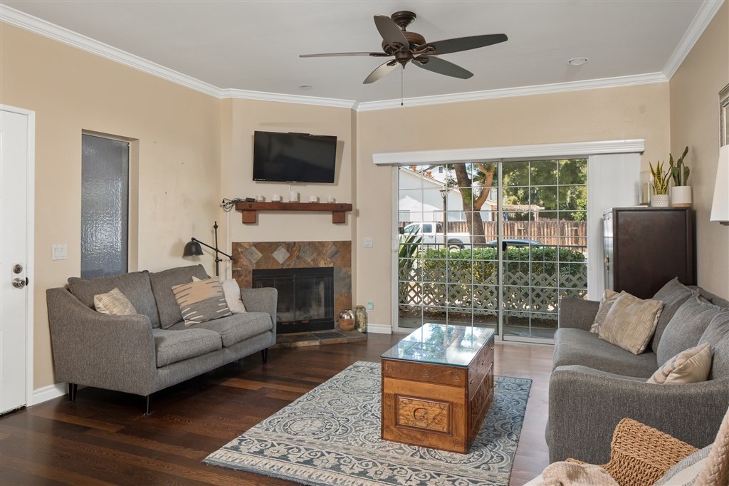 13818 Midland Rd, Poway, CA 92064 — 2 bed 2 bath rental