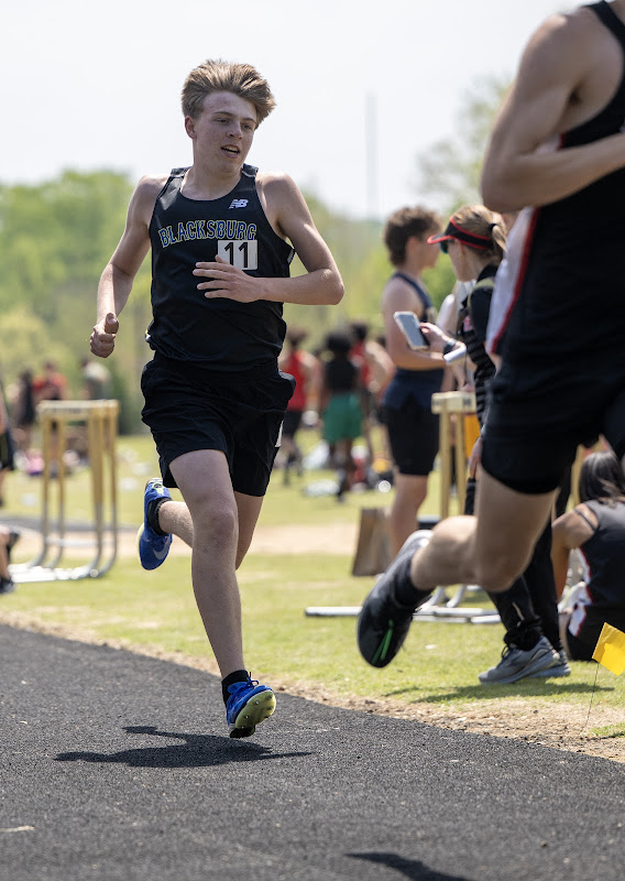 Photo from HS: Track & Field of Wesley Rideout