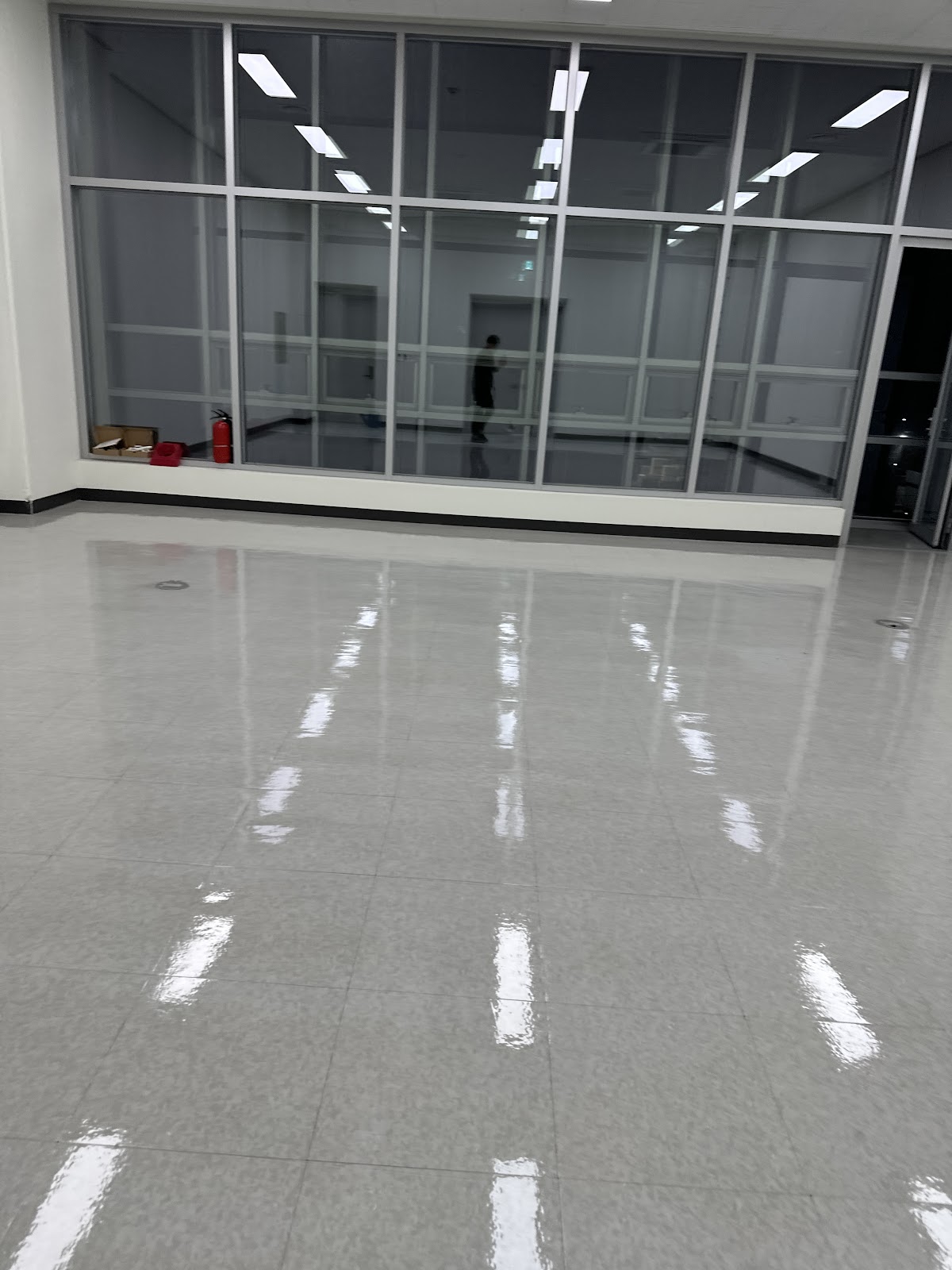 성남 판교 우림W시티 사무실청소 완료 후 최종 점검