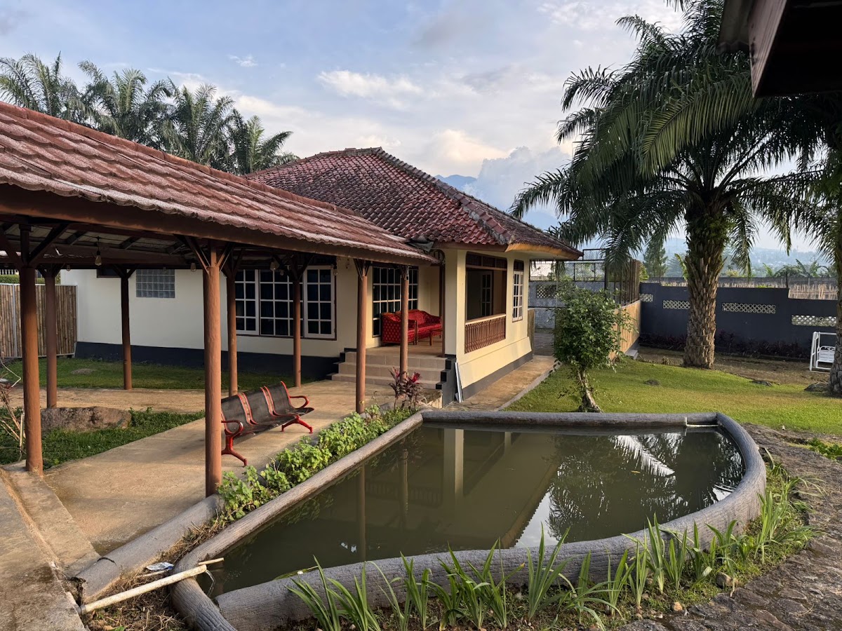 Villa Spica by Nebulavillas in Cisarua, Bogor — photo 9