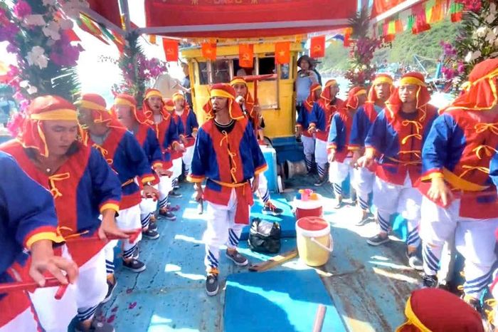 Giữ hồn biển qua nhịp hò bá trạo - Báo Khánh Hòa