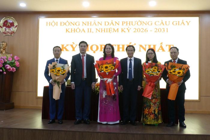 Phường Cầu Giấy kiện toàn nhân sự, thúc đẩy phát triển kinh tế xã hội - Đài Phát thanh và truyền hình Hà Nội