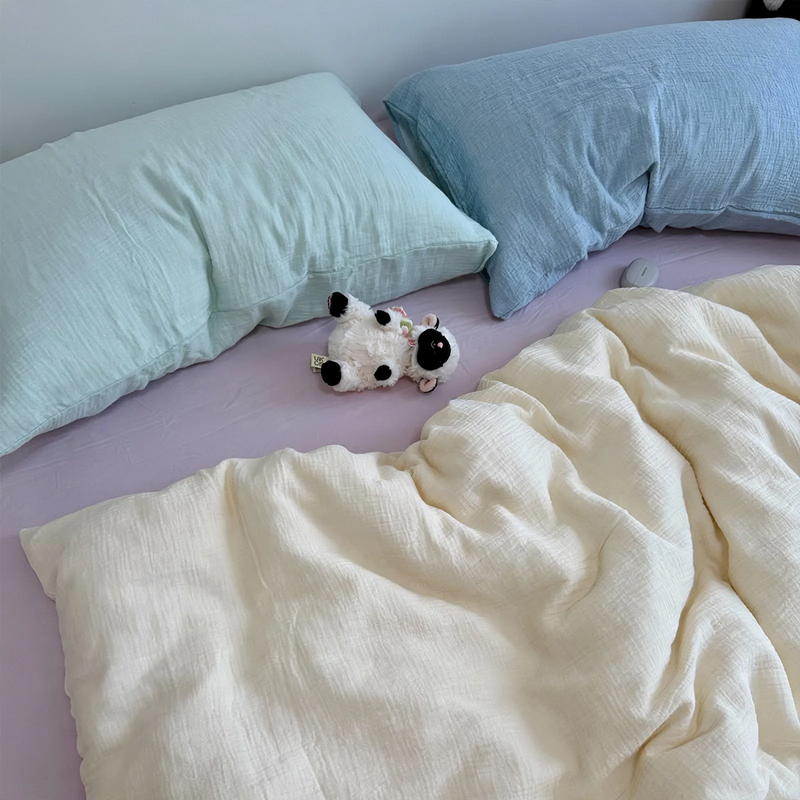 Cotton bed linen with double gauze structure