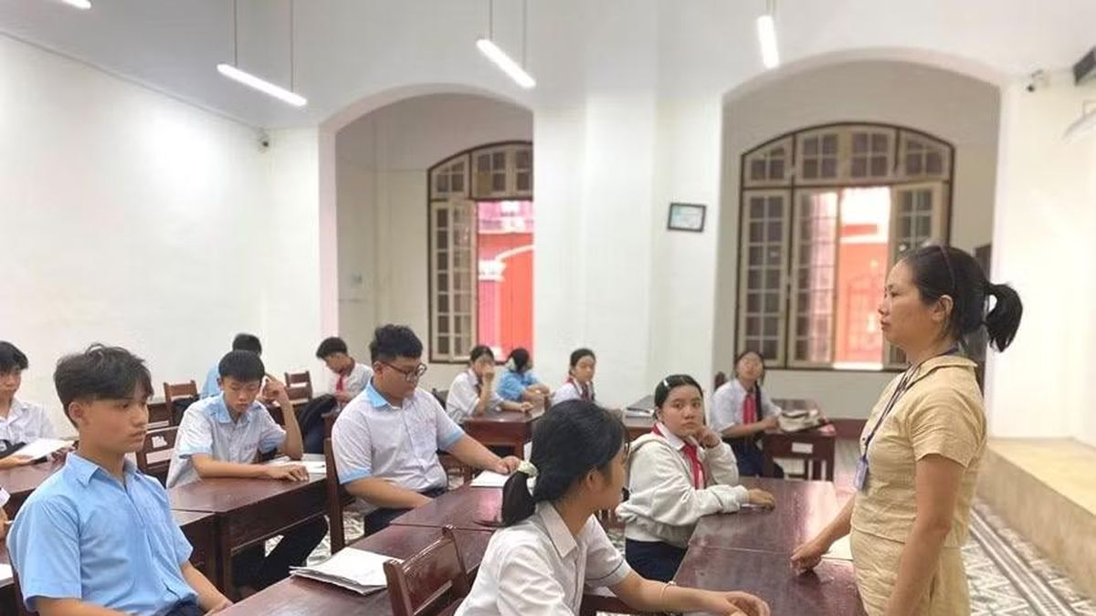 Đề và gợi ý đáp án môn thi Ngữ Văn vào lớp 10 2026 ở Huế - Báo Tri thức &amp; Cuộc sống