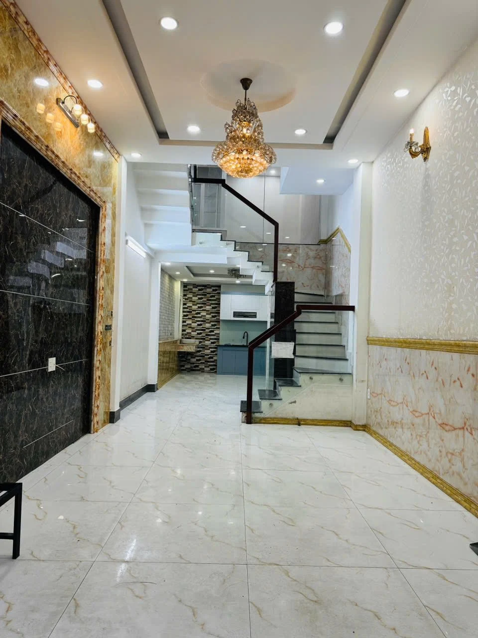 Bán nhà 4,5 Tấm, hẻm 533/18/9 Phạm Văn Bạch.P15.Tân Bình