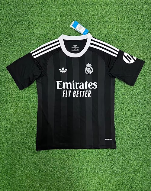 25-26 Real Madrid Portero Negro.jpeg