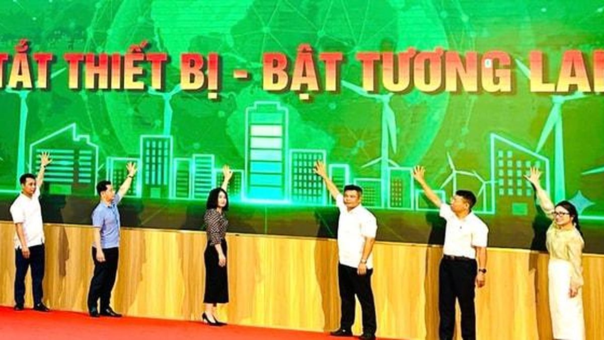 Phường Hoàng Mai tiết kiệm năng lượng vì một tương lai xanh - Báo Hà Nội Mới